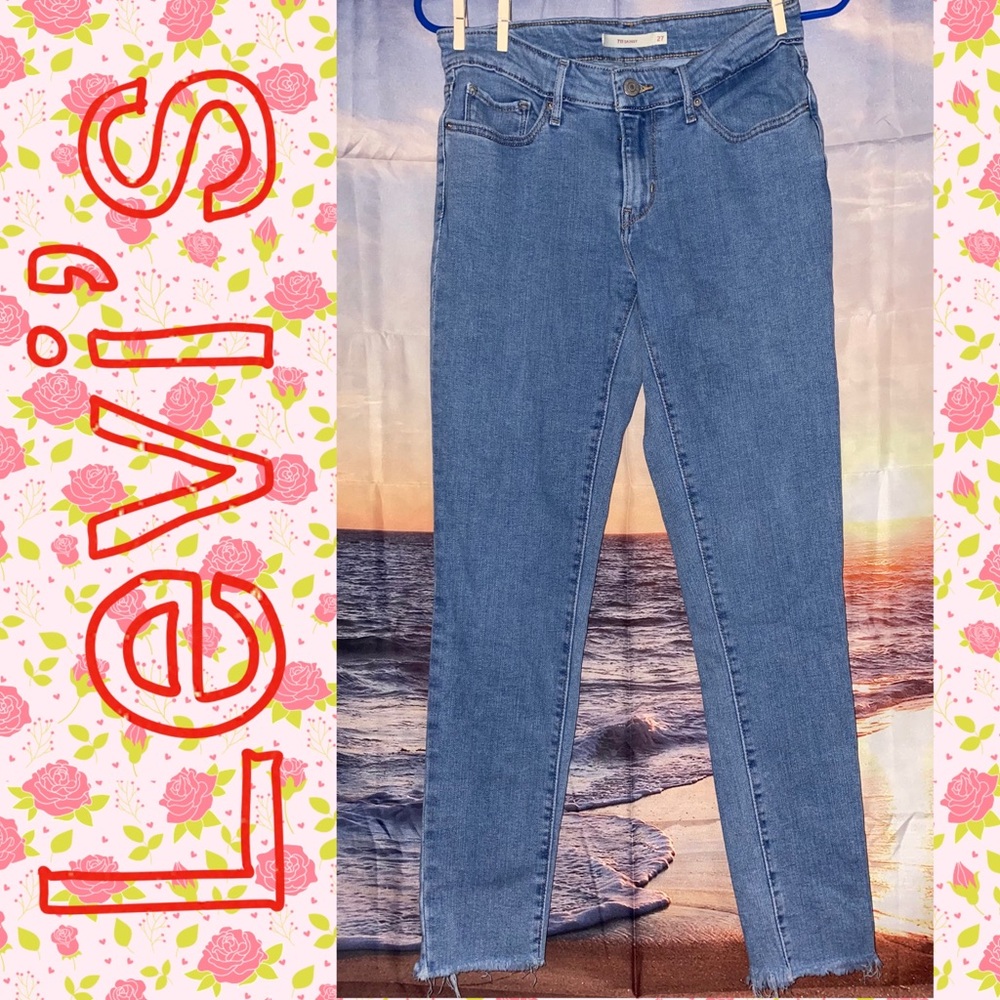 Levi’s 711 Skinny Jeans